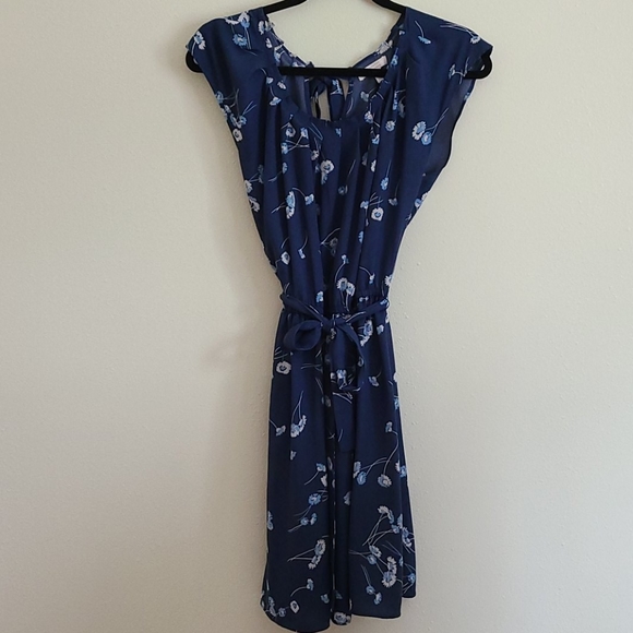 LAUREN CONRAD Blue Floral Tie Waist Dress - Picture 2 of 5